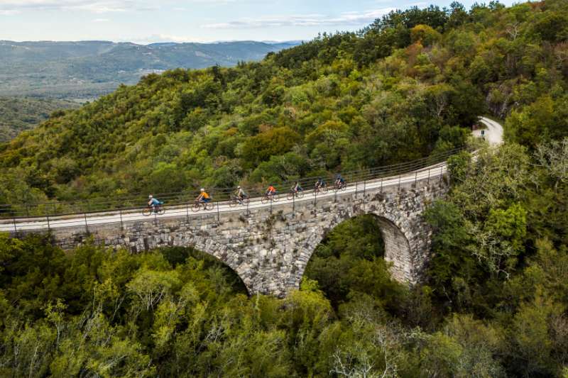 Bikepacking à travers l’Istrie, le long du Parenzana Trail