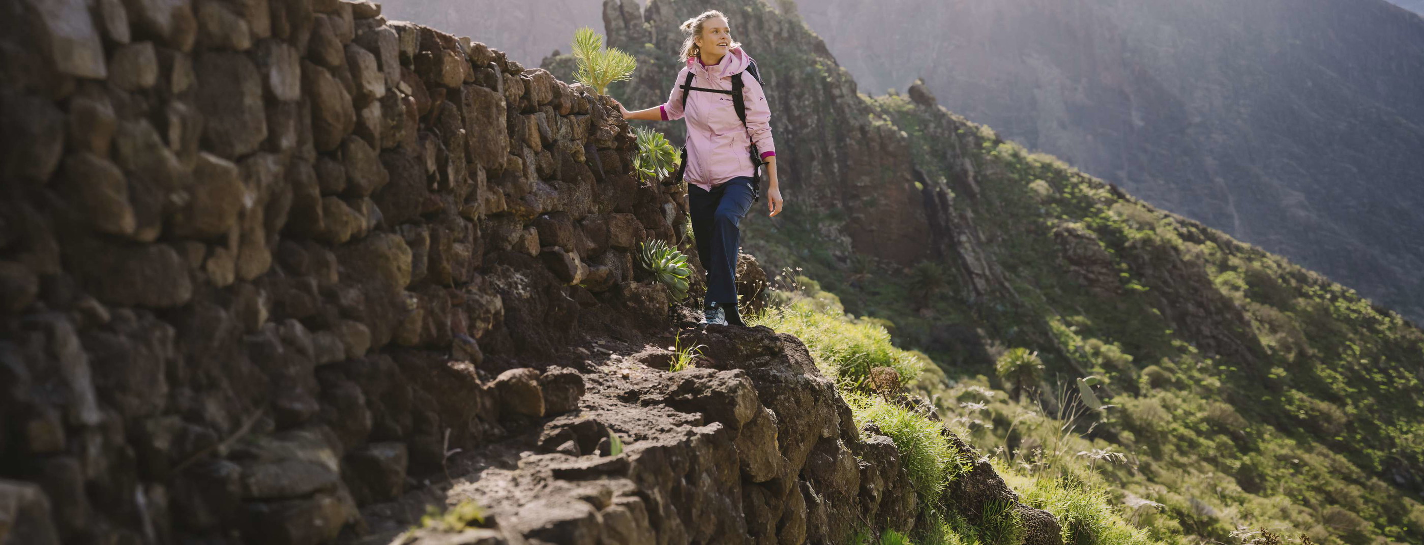 De beste wandelbroeken voor dames van 2026: de keuze van onze expert